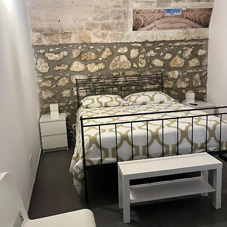パラッツォーロ・アクレイデ Casa Vittoriaヴィラ エクステリア 写真